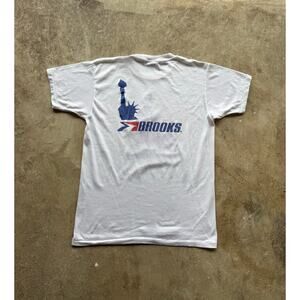 Vintage 1984 Stroh's Run For Liberty Brooks Shoes Running White Tee Size Small